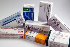 Medikinet vs. Ritalin: Het Begrijpen van de Verschillen in Methylfenidaat Preparaten